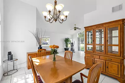 1910 NW 180th Way, Pembroke Pines, FL 33029 - Photo 17