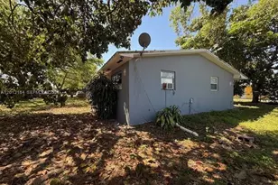151 NW 164th St, Miami, FL 33169 - Photo 5
