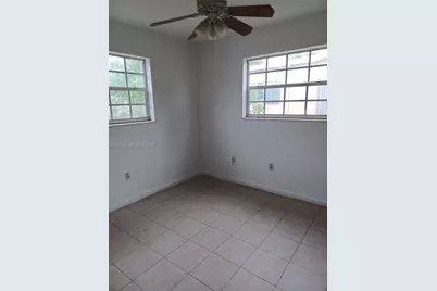 2330 Kingston Dr, Miramar, FL 33023 - Photo 5