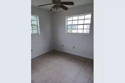 2330 Kingston Dr, Miramar, FL 33023 - Photo 3