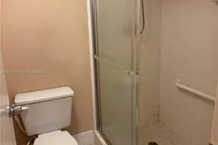 12950 SW 13th St, Pembroke Pines, FL 33027 - Photo 15