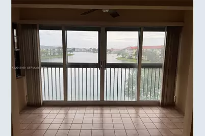 12950 SW 13th St #412D, Pembroke Pines, FL 33027 - Photo 7