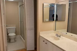 12950 SW 13th St, Pembroke Pines, FL 33027 - Photo 13