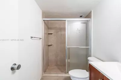 950 NE 199th St #2H, Miami, FL 33179 - Photo 31