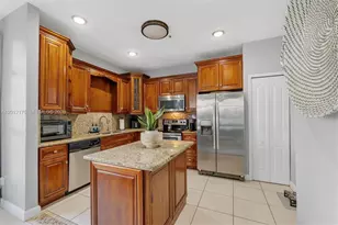 4351 SW 160th Ave, Miramar, FL 33027 - Photo 9