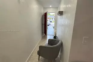 382 NE 113th St, Miami, FL 33161 - Photo 3