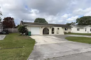 440 SE Skipper Ln, Port Saint Lucie, FL 34983 - Photo 19