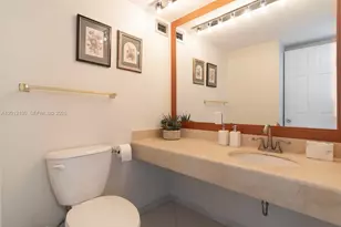 6770 Indian Creek Dr, Miami Beach, FL 33141 - Photo 25