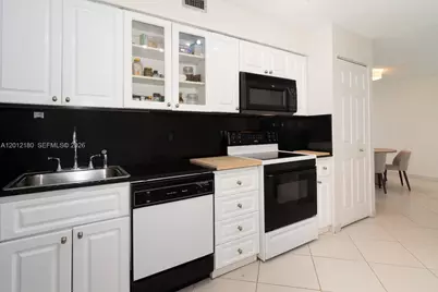 6770 Indian Creek Dr #8L, Miami Beach, FL 33141 - Photo 17
