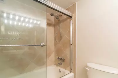 6770 Indian Creek Dr #8L, Miami Beach, FL 33141 - Photo 23
