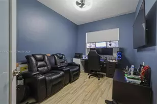 8815 NW 37th Dr, Coral Springs, FL 33065 - Photo 11