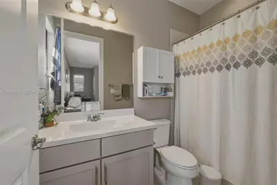 8815 NW 37th Dr, Coral Springs, FL 33065 - Photo 25