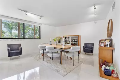 20341 W Country Club Dr #TH-11, Aventura, FL 33180 - Photo 3