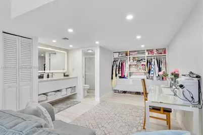 20341 W Country Club Dr #TH-11, Aventura, FL 33180 - Photo 27