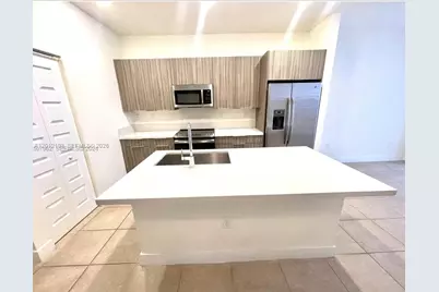 9083 NW 159th St #9083, Miami Lakes, FL 33018 - Photo 5