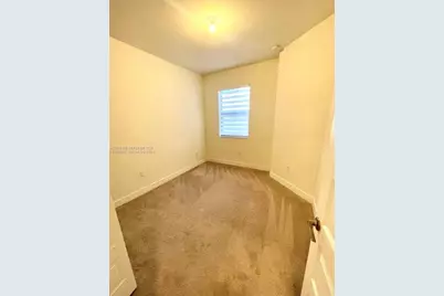 9083 NW 159th St #9083, Miami Lakes, FL 33018 - Photo 11