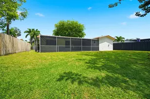 920 NW 92nd Ave, Pembroke Pines, FL 33024 - Photo 27