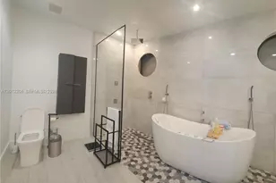 1489 Lantana Ct, Weston, FL 33326 - Photo 23