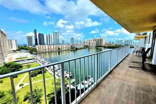 290 174th St, Sunny Isles Beach, FL 33160 - Photo 3