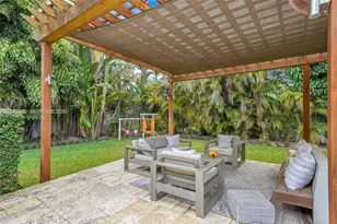 530 Sabal Palm Rd, Miami, FL 33137 - Photo 29