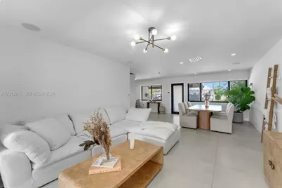9250 SW 44th St, Miami, FL 33165 - Photo 9