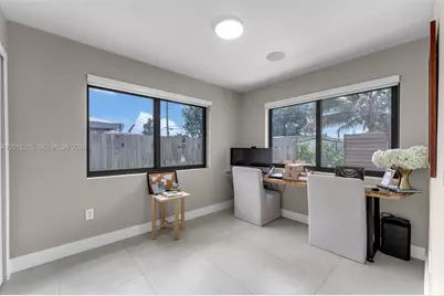 9250 SW 44th St, Miami, FL 33165 - Photo 33