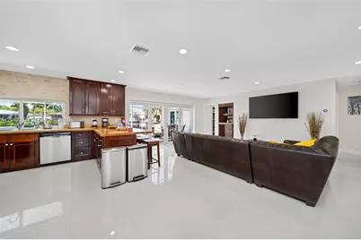 31 SE 12th St, Pompano Beach, FL 33060 - Photo 41