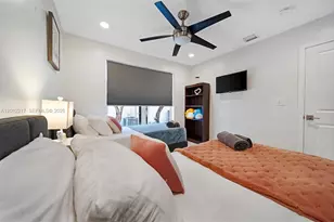 31 SE 12th St, Pompano Beach, FL 33060 - Photo 15