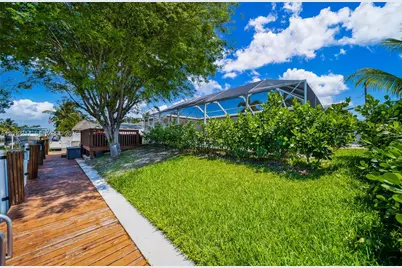 31 SE 12th St, Pompano Beach, FL 33060 - Photo 5