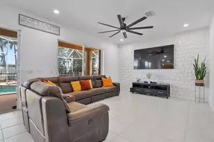 361 SW 167th Ave, Pembroke Pines, FL 33027 - Photo 17