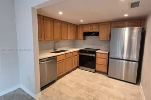 6528 SW 41st Ct, Davie, FL 33314 - Photo 5