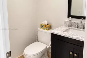 3010 Lakewood Ln, Hollywood, FL 33021 - Photo 15