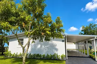 21610 NW 7th Ct, Pembroke Pines, FL 33029 - Photo 3
