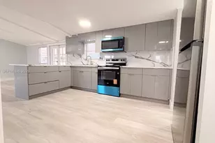 21610 NW 7th Ct, Pembroke Pines, FL 33029 - Photo 31