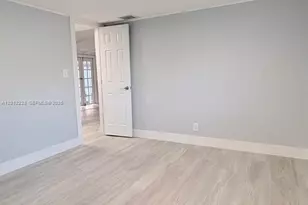 21610 NW 7th Ct, Pembroke Pines, FL 33029 - Photo 19