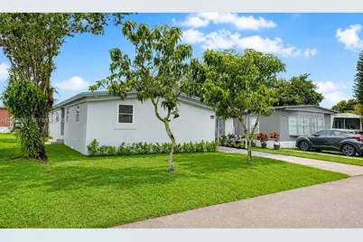 21610 NW 7th Ct, Pembroke Pines, FL 33029 - Photo 1