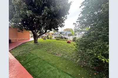 5591 W 2nd Ave #3, Hialeah, FL 33012 - Photo 9
