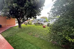 5591 W 2nd Ave, Hialeah, FL 33012 - Photo 9