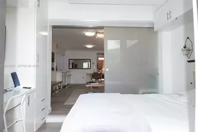 10241 NW 9th St Cir #112-5, Miami, FL 33172 - Photo 21
