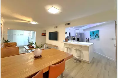 10241 NW 9th St Cir #112-5, Miami, FL 33172 - Photo 9