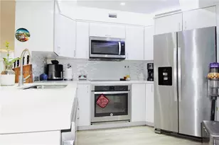 [Address not provided], Miami, FL 33172 - Photo 11