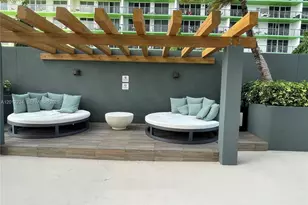 1750 N Bayshore Dr, Miami, FL 33132 - Photo 9