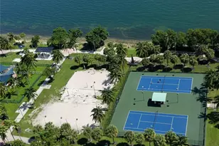 1750 N Bayshore Dr, Miami, FL 33132 - Photo 37