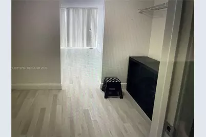 1750 N Bayshore Dr #3403, Miami, FL 33132 - Photo 13