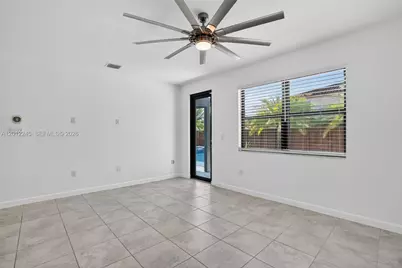 2371 SE 1st Ct, Homestead, FL 33033 - Photo 31