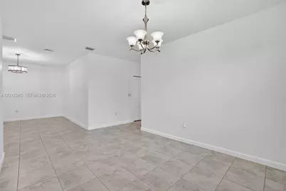 2371 SE 1st Ct, Homestead, FL 33033 - Photo 21