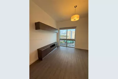 61 NW 37th Ave #11, Miami, FL 33125 - Photo 7