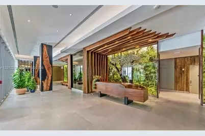 1010 Brickell Ave #1910, Miami, FL 33131 - Photo 11