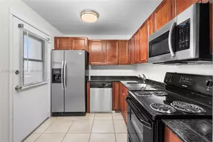 3401 N Country Club Dr, Aventura, FL 33180 - Photo 13