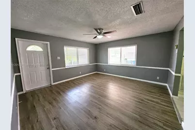 1040 NW 73rd Ter, Margate, FL 33063 - Photo 25
